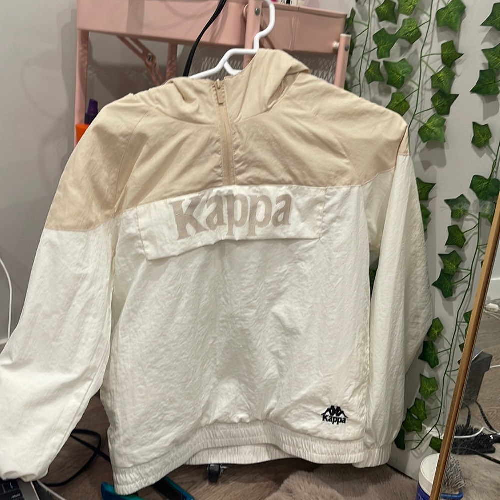 Kappa Windbreaker size small but is more of xs